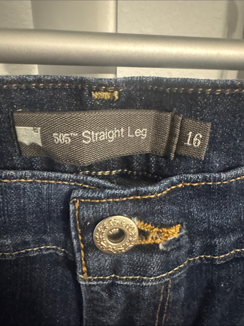 Levi's Dark Blue Straight Leg Jeans - Picture 2 of 3